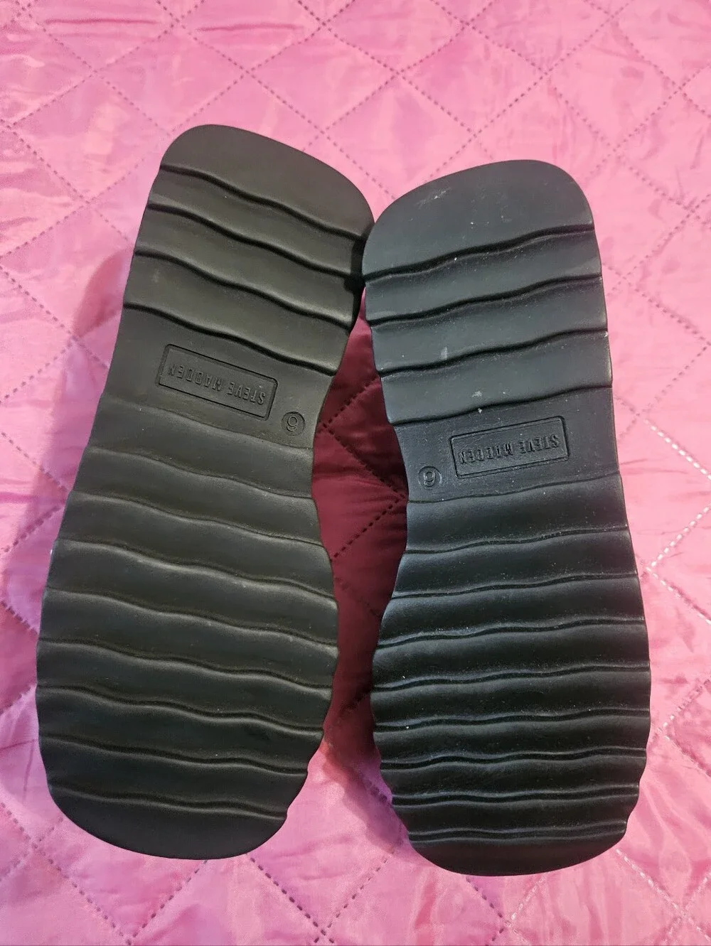 Steve Madden Chunky Black Slides